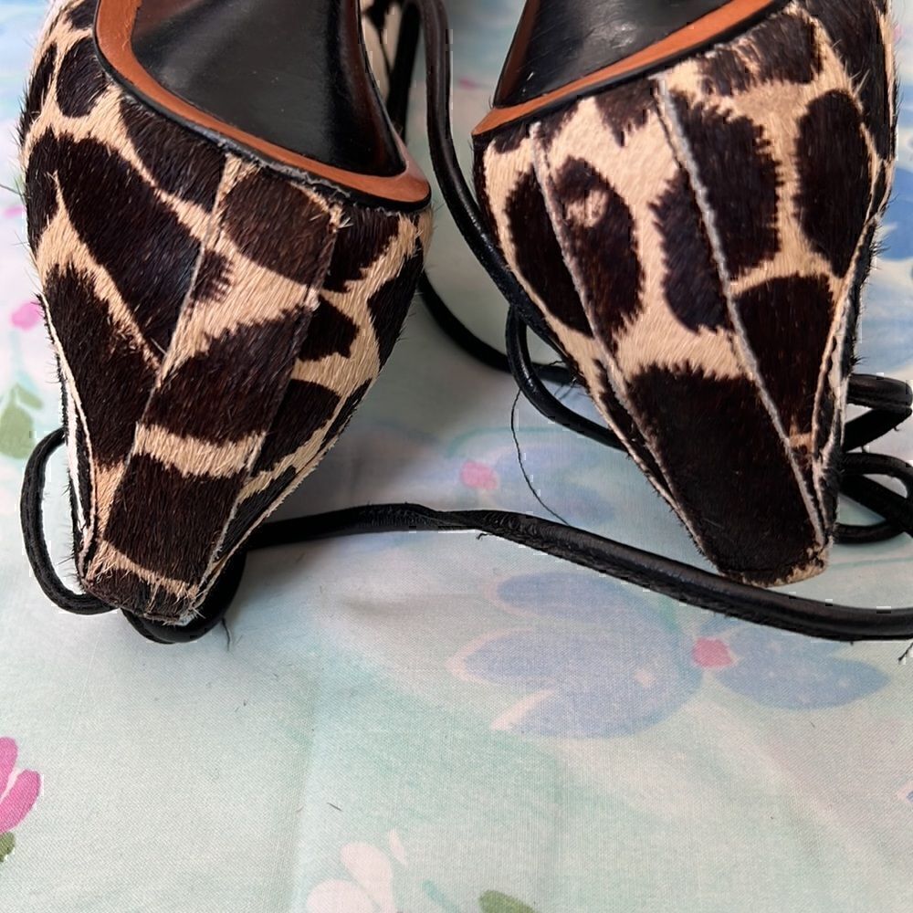 10 Crosby Derek Lam Animal Print Hair On Lace Up Heels 6 - Picture 11 of 13